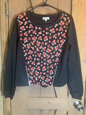 Olsenboye Black Top with Branded Neck Tag